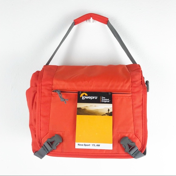 lowepro nova sport